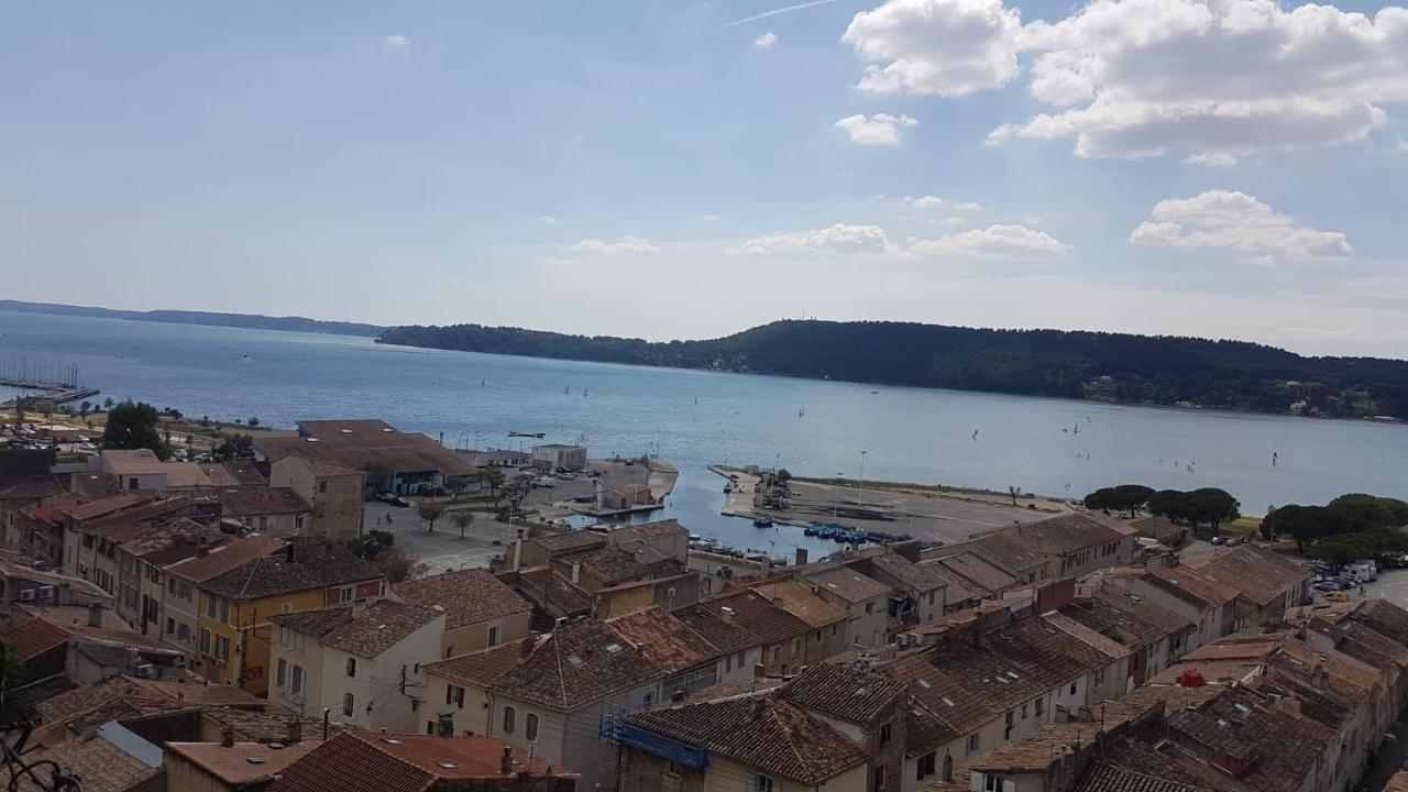Au Pied Du Baou Appartement Saint-Chamas Buitenkant foto